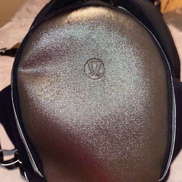 Lululemon Black and Silver Fast and free backpack like new